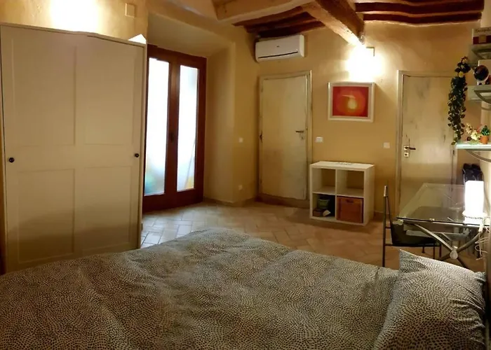 Tra Miracoli E Cavalieri *