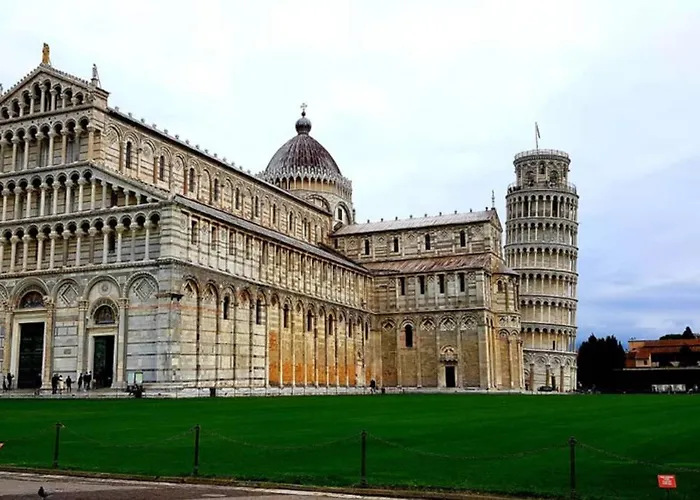 公寓 Tra Miracoli E Cavalieri